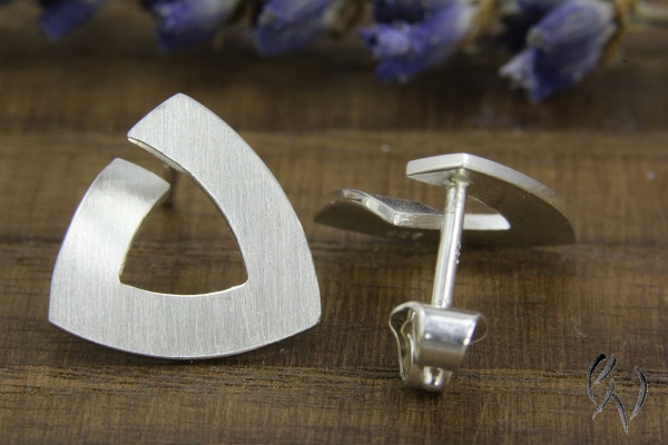 Ohrstecker Silber 925/-, Triangel, 15 mm, strichmatt